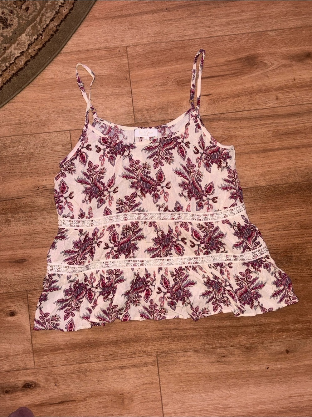 Large love&piece spaghetti strap paisley top nwt